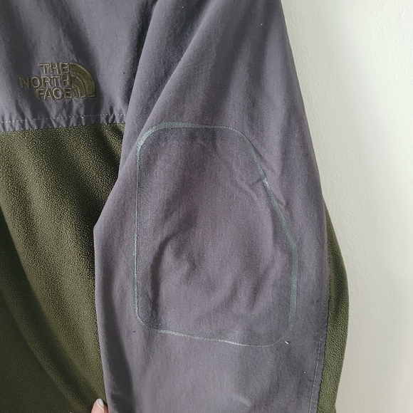 North Face Mens Large Quarter Zip Fleece Green Gray 2 Tone Sleeve Pocket Missing - Picture 7 of 8